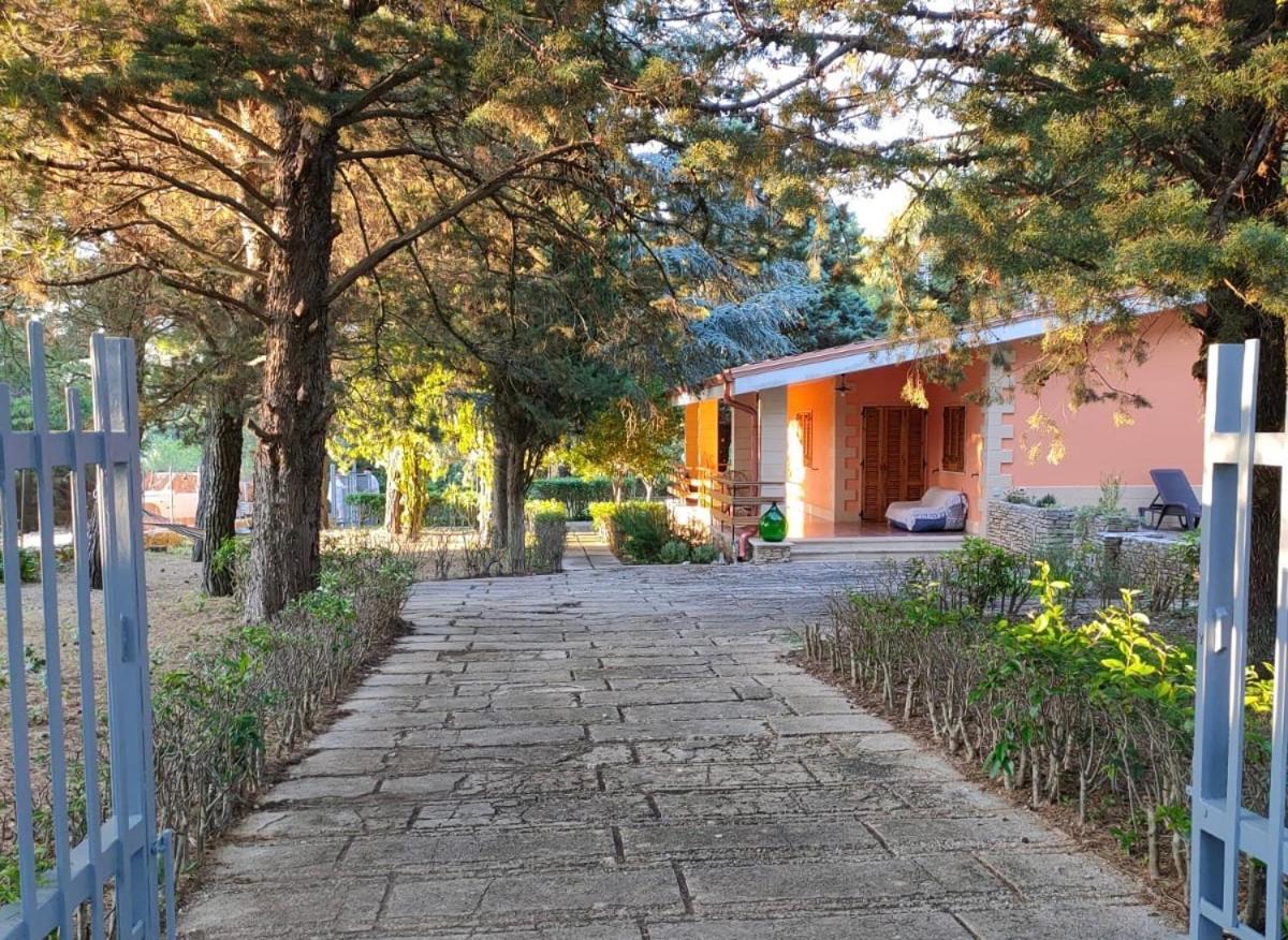 Nature, Memories And Garden Shower At Casa Del Castello Castel Del Monte  Exterior foto
